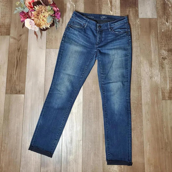 Ann Taylor LOFT Curvy Skinny Dark Wash Size 26/2 NWOT - Picture 1 of 15